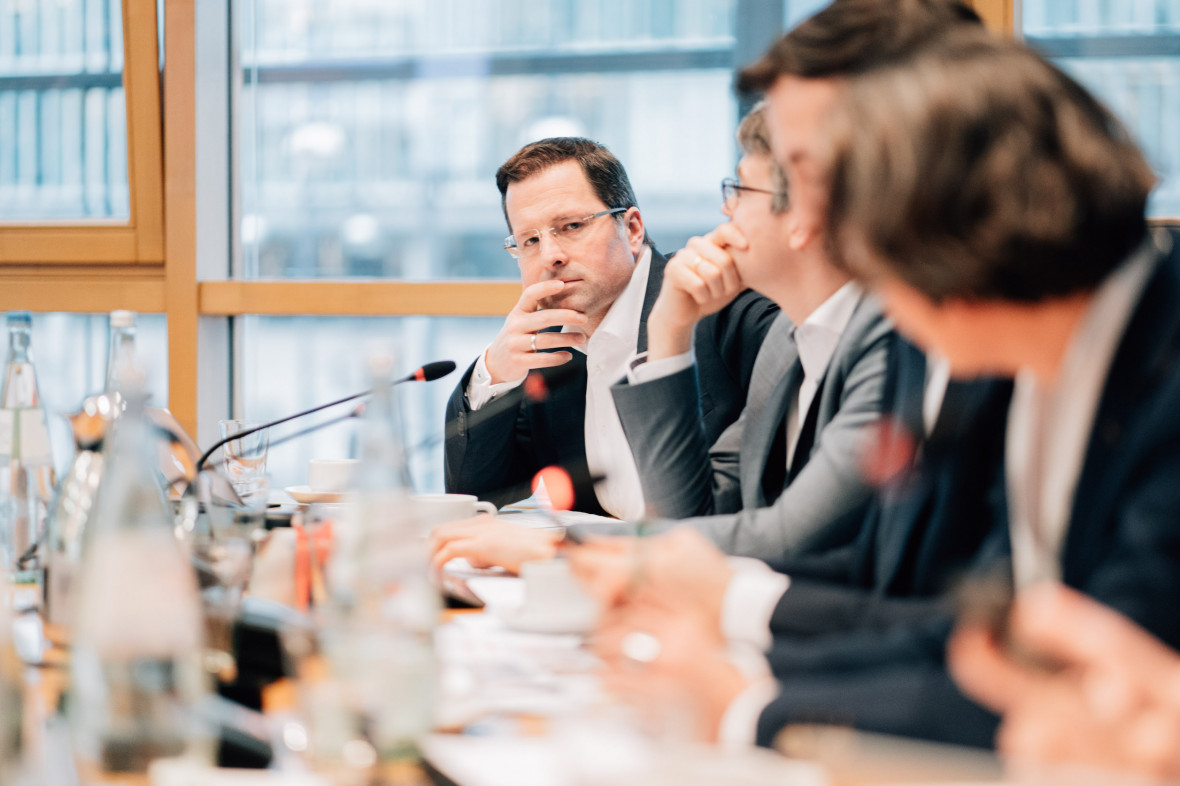 Die Sitzungen können lang werden: Wenn die Struktur- und Satzungskommission über die Zukunft der CDU verhandelt, wird es keine Begrenzung der Dauer geben. (Foto: CDU) Die Sitzungen können lang werden: Wenn die Struktur- und Satzungskommission über die Zukunft der CDU verhandelt, wird es keine Begrenzung der Dauer geben. (Foto: CDU)